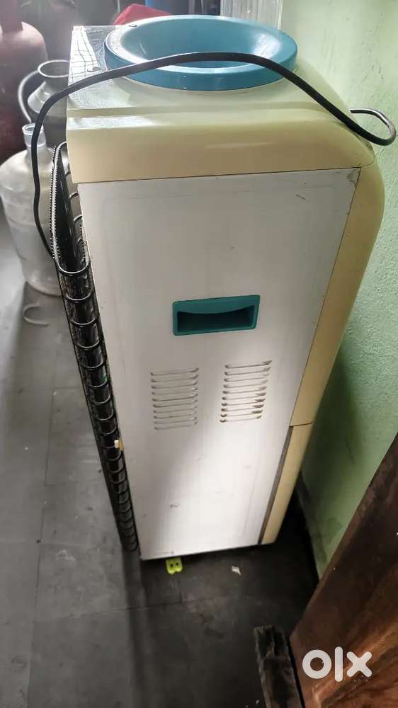 water dispenser