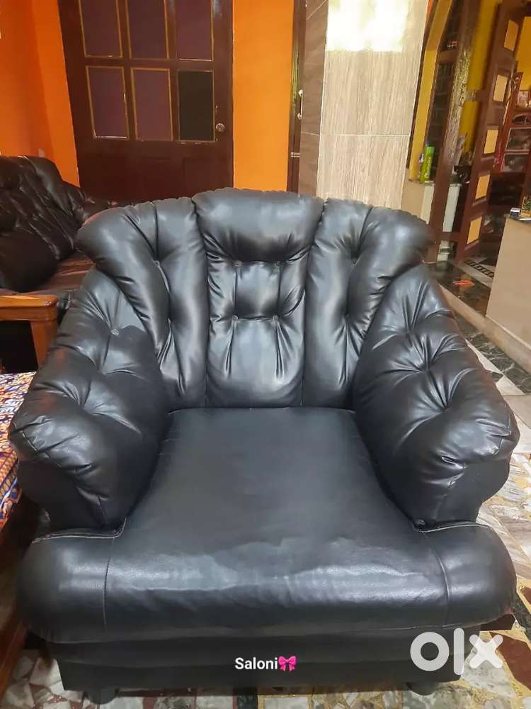 Luxury sofa set in brand new condition for sell