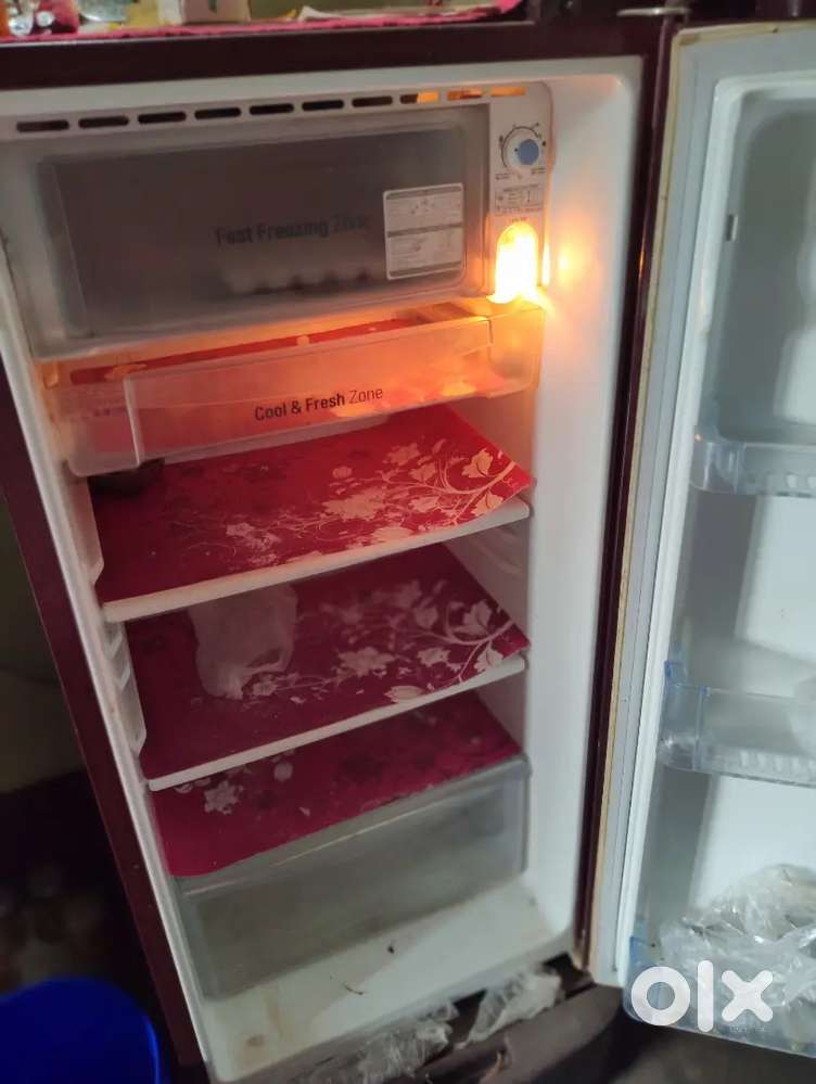 LG 190 letter four Star