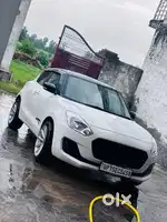 Maruti Suzuki Swift 2023 Petrol 19000 Km Driven