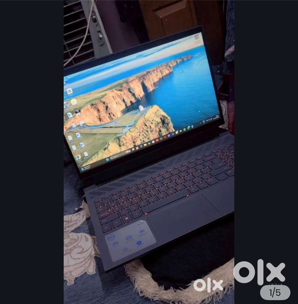Dell G15 13gen gaming laptop