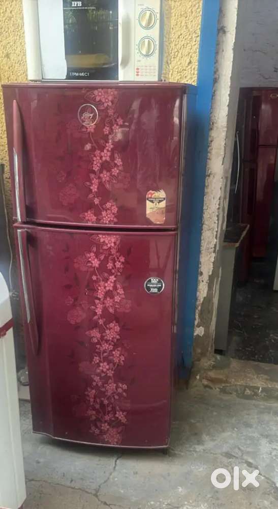 250 Lt Godrej refrigerator good condition no problem