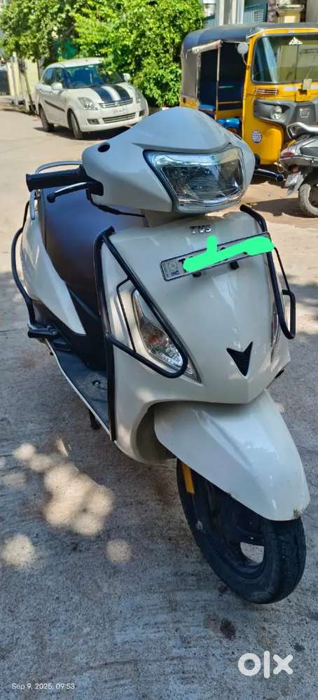 TVS JUPITER
