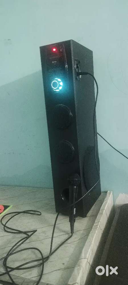Tower speaker Good Condition