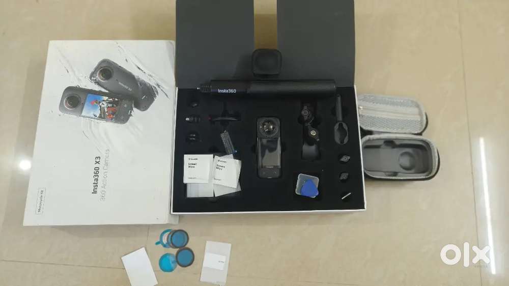 Insta360 X3 with Motorcycle bundle