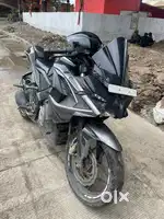 Bajaj rs 200 bs4 (abs)