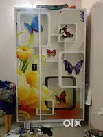 Steel almira with 2 doors and lockers