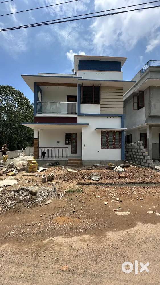 NEW HOUSE FOR SALE. Kaniyapuram near Adoorkonam.