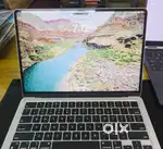 MacBook Air M3- 8 GB/256 GB (Starlight)