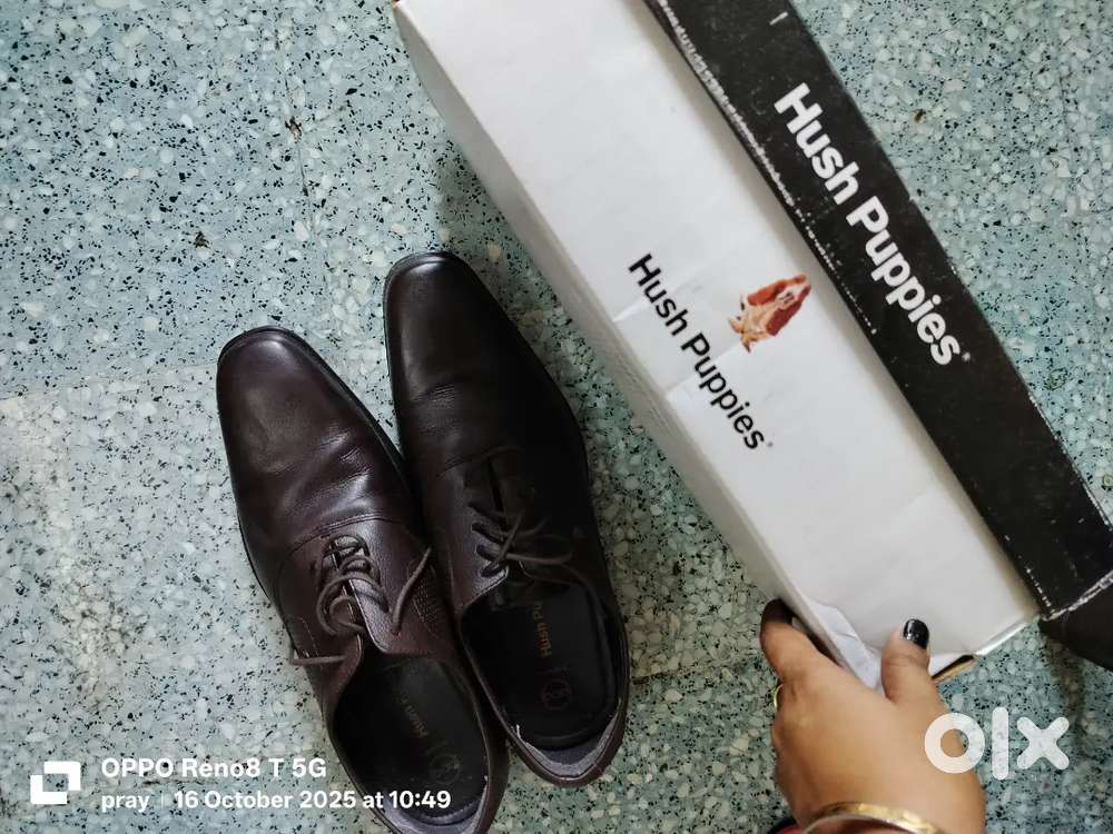 Hush puppies shoes size 10