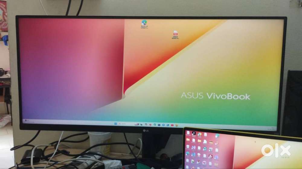 LG Ultrawide 34 Inches monitor