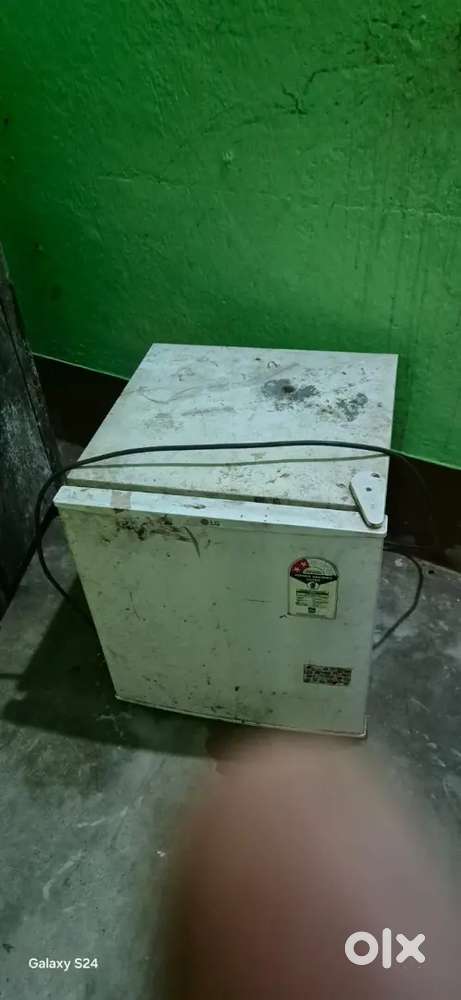 Fridge sales