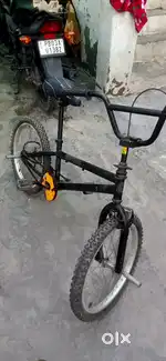 Bmx stunt cycle
