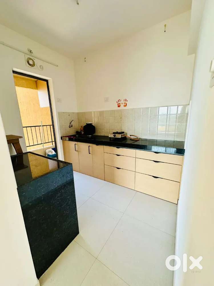 2 bhk semi furnished flat for rent Fursungi