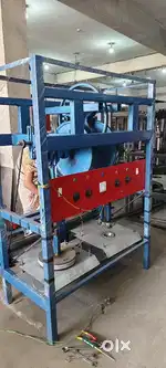 Paper plate making machine