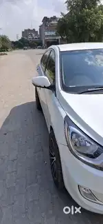 Hyundai Fluidic Verna 2013