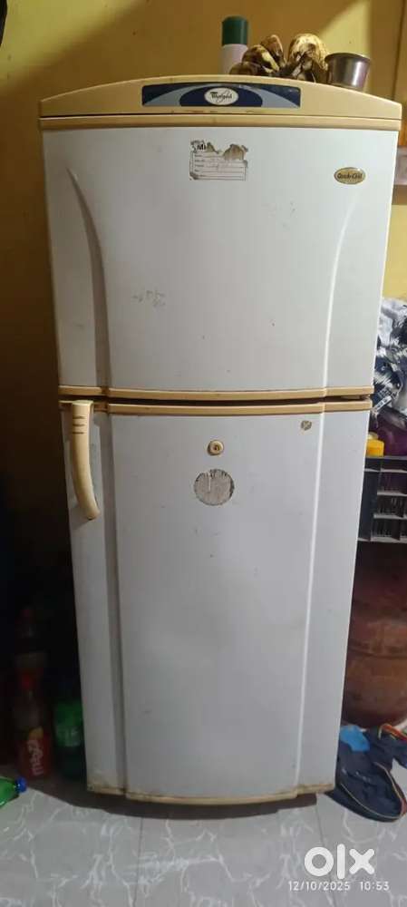 Whirlpool 220 liter fridge