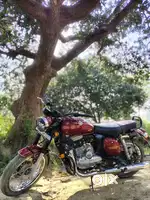 Jawa 42 classic 350cc fully new condition me hai