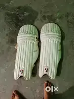 Cricket batting pad