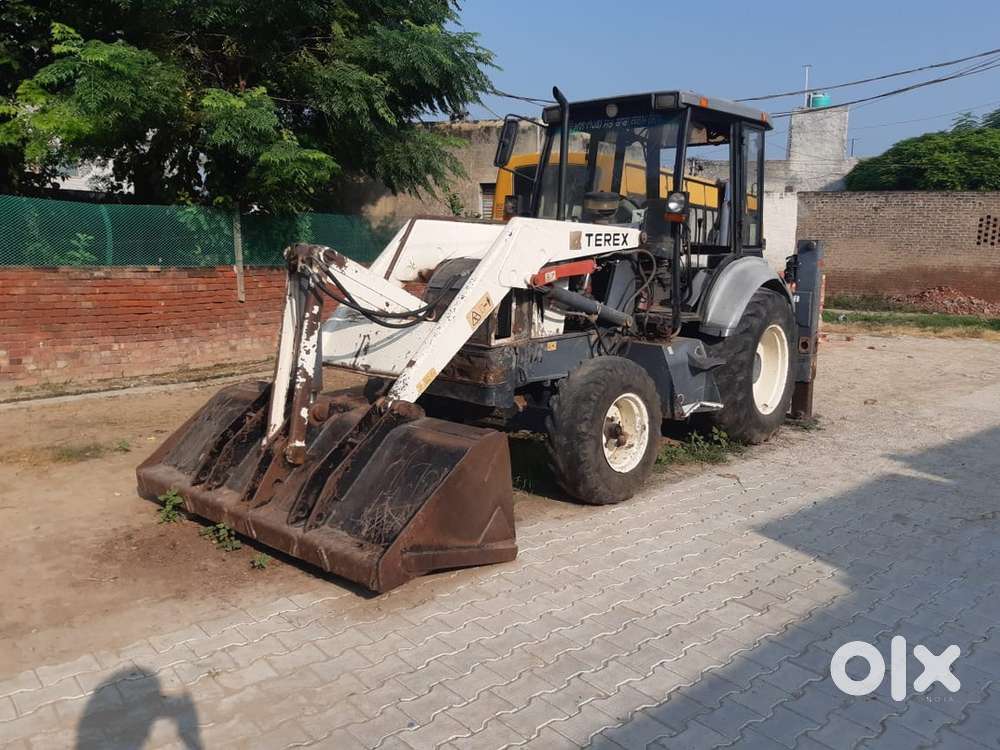 TEREX TLB 740s BACKHOE LOADER MODEL - 2011