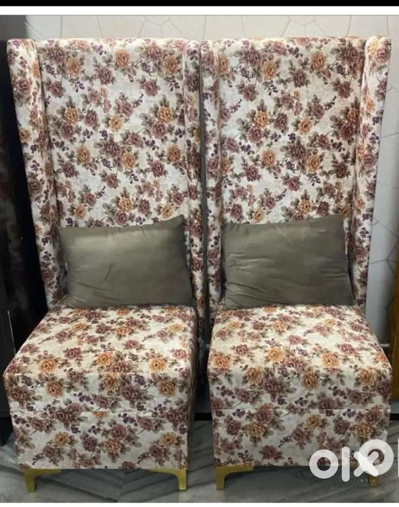 Wing chairs and centre table