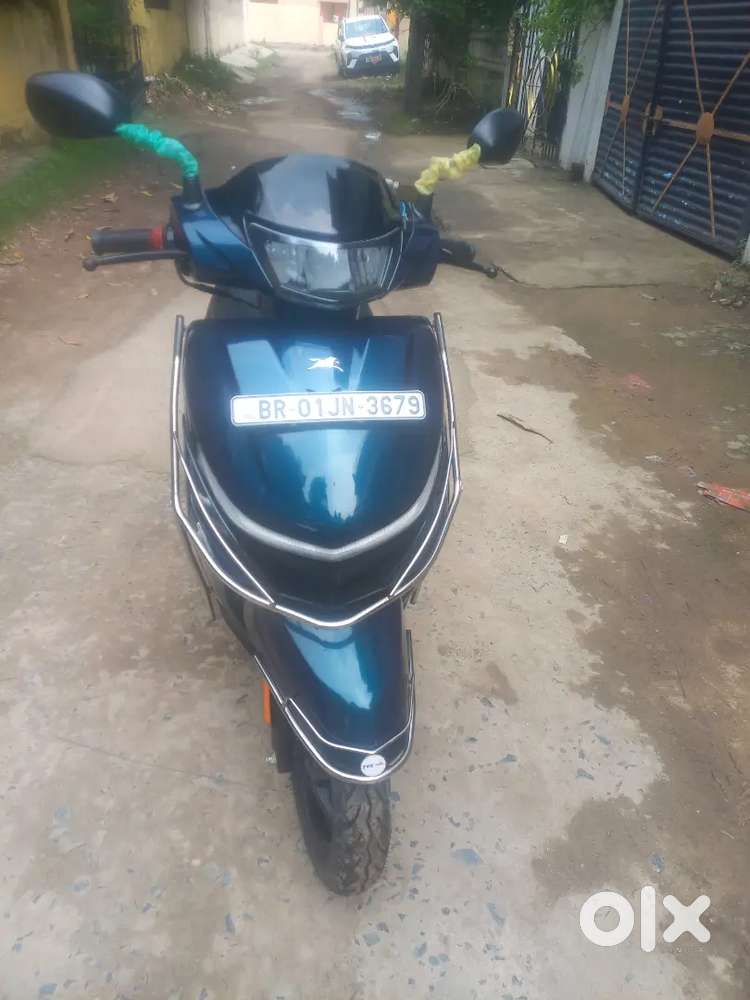 Scooty change kar ka bike lena hai