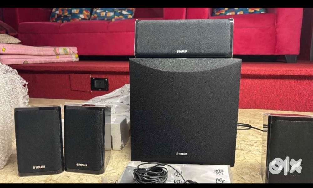 Yamaha 5.1 home theatre speakers