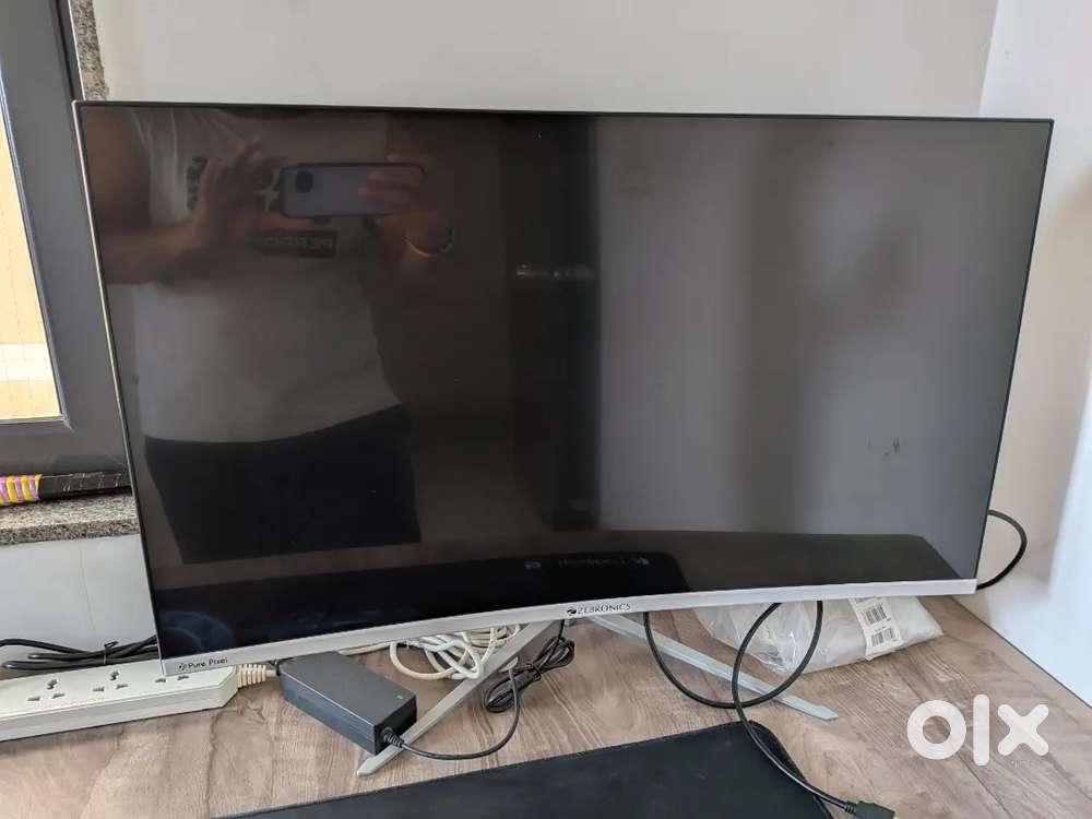 Zebronics FHD monitor