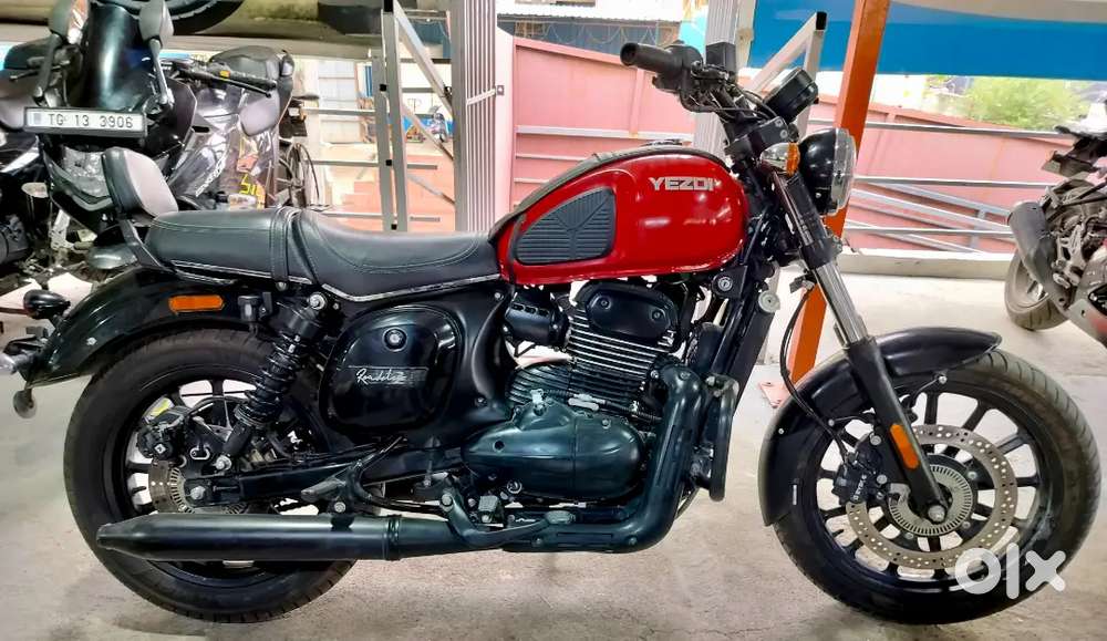 Stylish Roadster year 2023 bullet classic