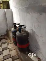 2 GAS Cylinder for sale