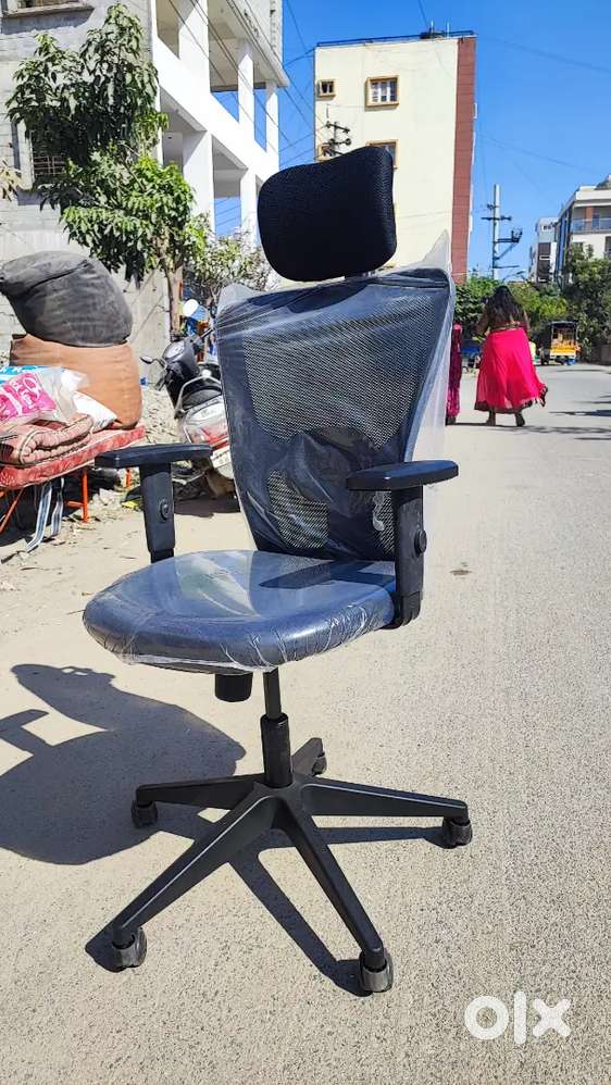 Brand new headrest office chair