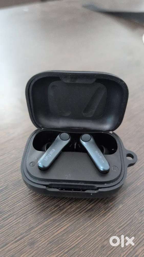 Earfun pro 4