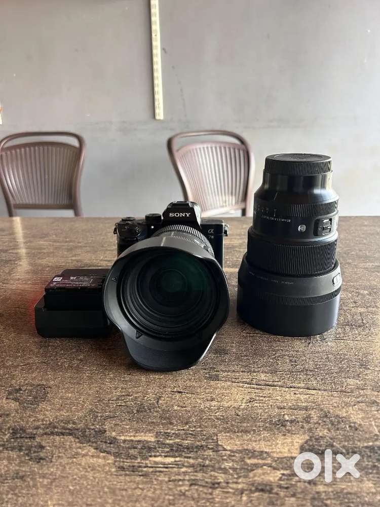 Sony M3 sigma 85mm 1.4 Sigma 24-70 2.8f
