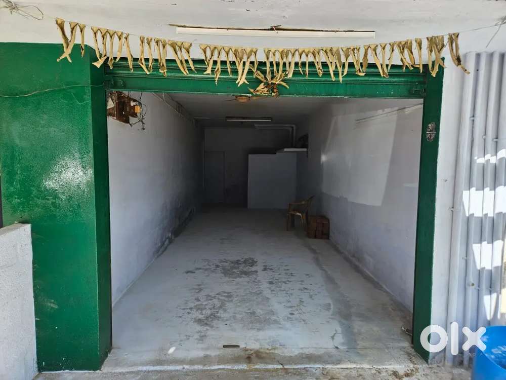 Shop and house for rent