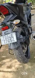 Yamaha R15 v3 block colour 2020 model