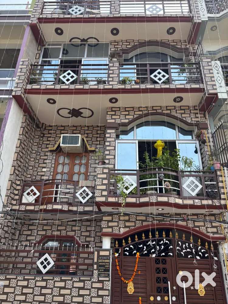 Ready to move 3 Bhk ground floor