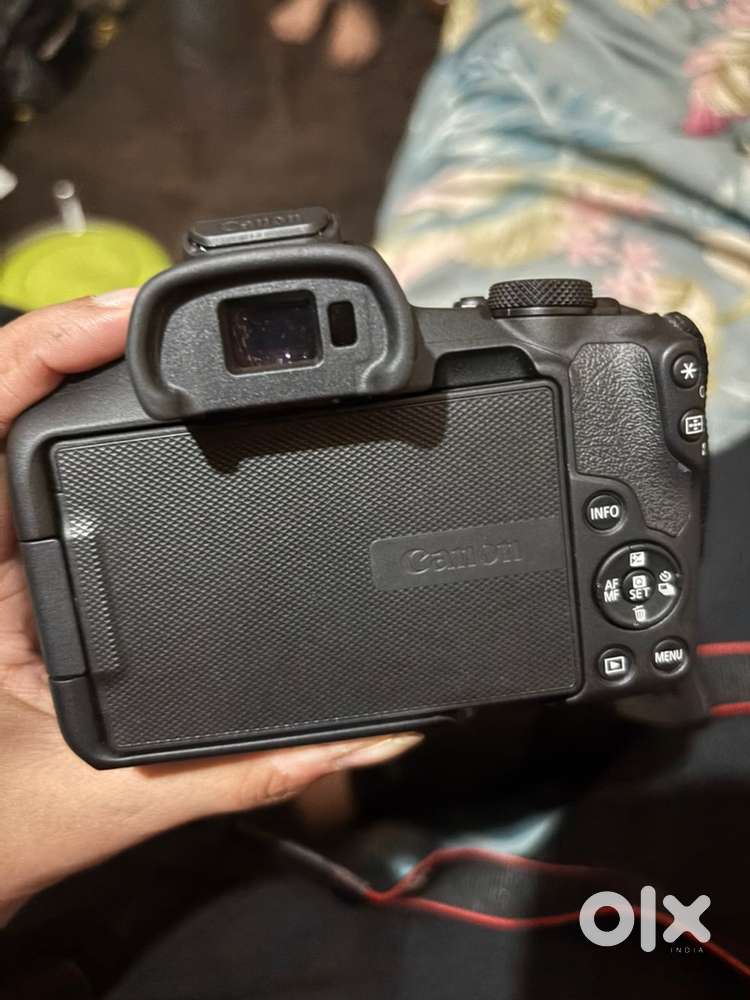 Canon EOS R50