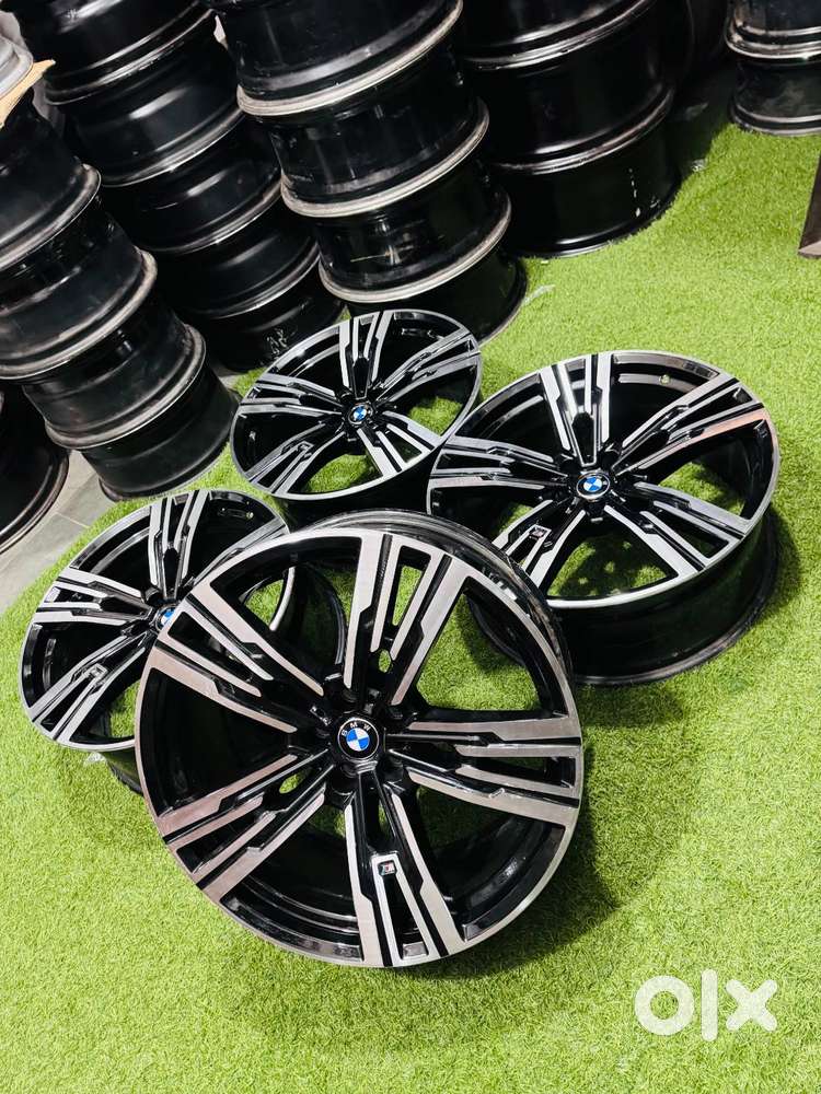 BMW M SPORT ALLOY WHEELS 20 INCH (VERY GOOD CONDITION)