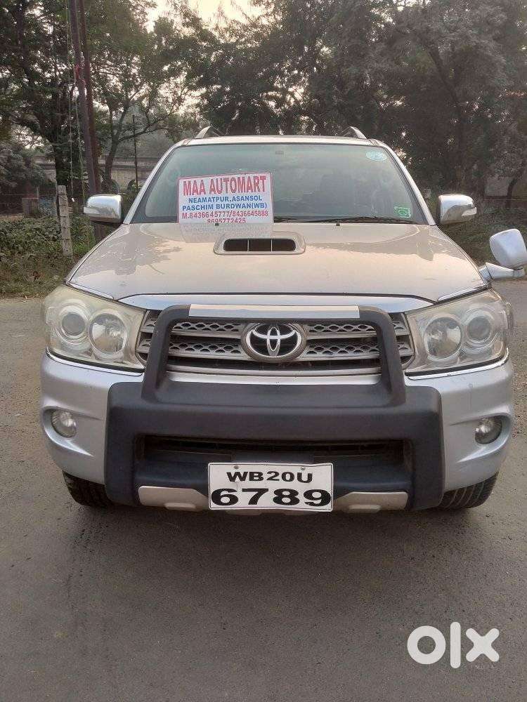 Toyota Fortuner 2009-2011 3.0 Diesel, 2010, Petrol