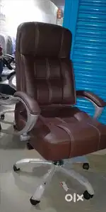 Boss Chair Heavy Duty With Leather Finish Material Brand new