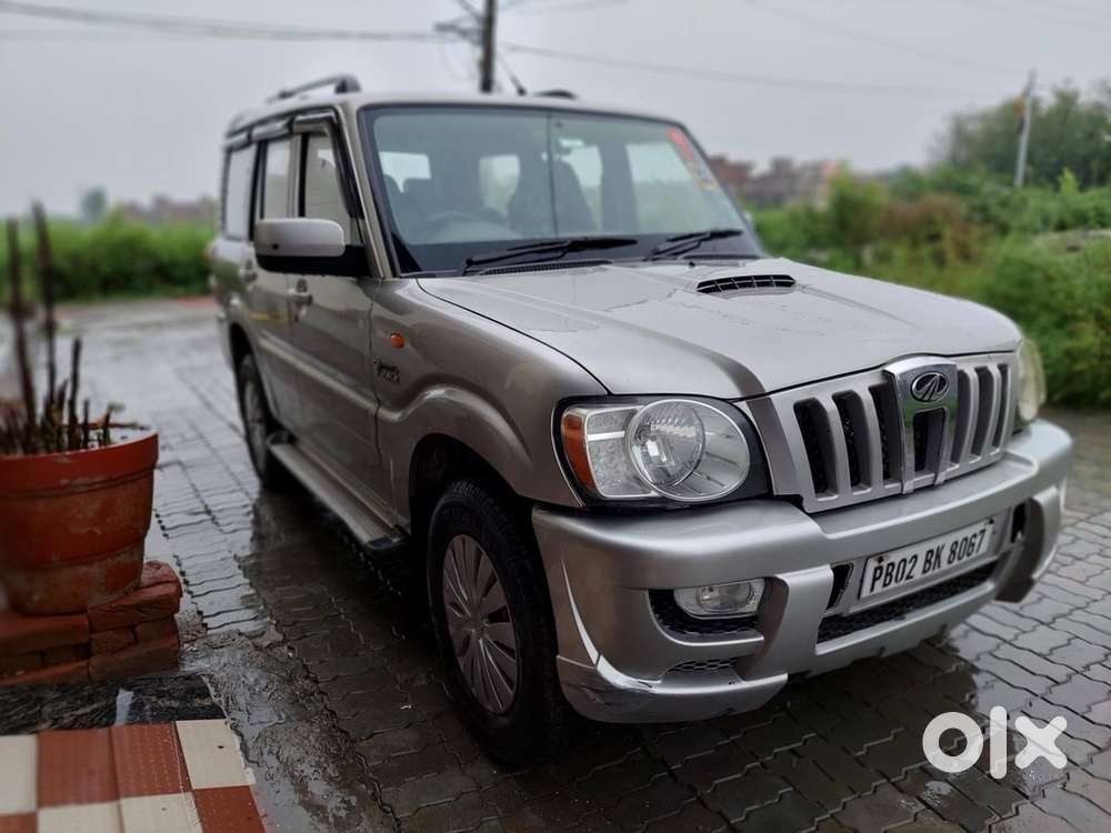 Mahindra Scorpio Classic 2010 Diesel 125000 Km Driven