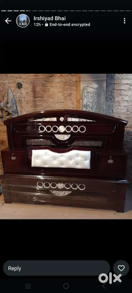 Audi model queen size bed