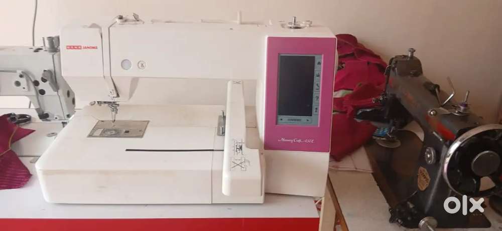 Computer embroidery machine