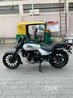 Bajaj avenger street 2018