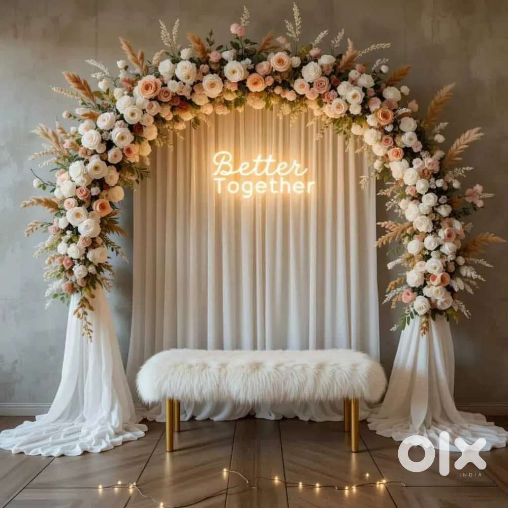 Hotel mi srif bartan dhona hai