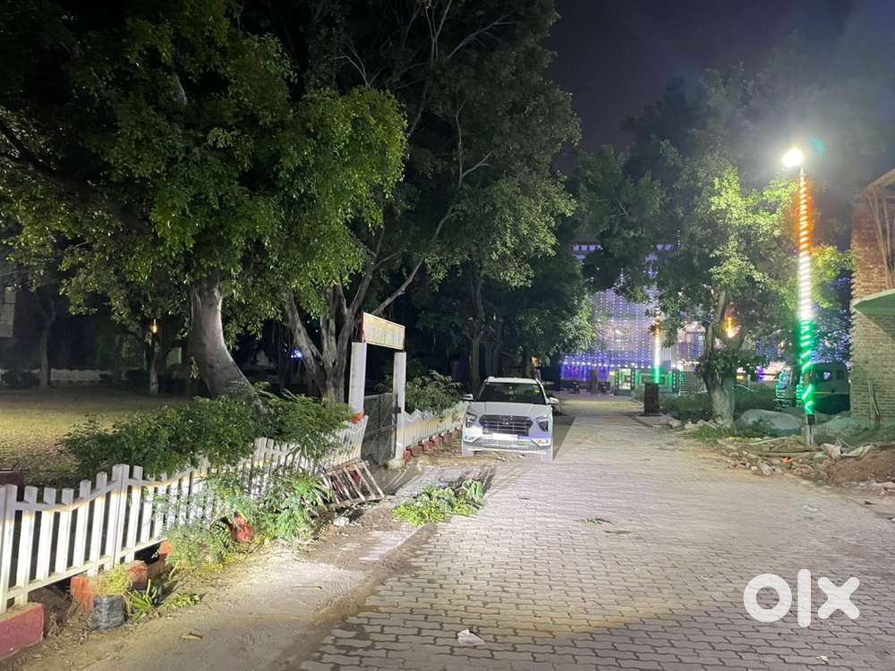 plot for sale in ansal golf link 2