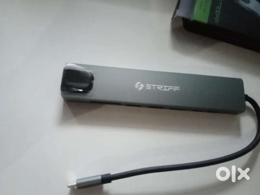 USB hub HDMI port company name striff