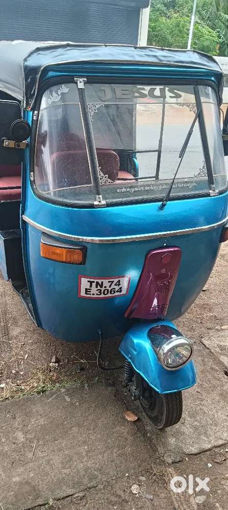 Bajaj auto 2000 model