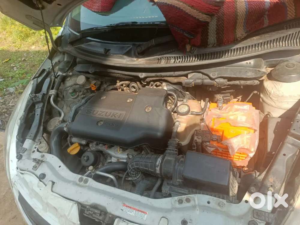 Maruti Suzuki Swift Dzire 2015