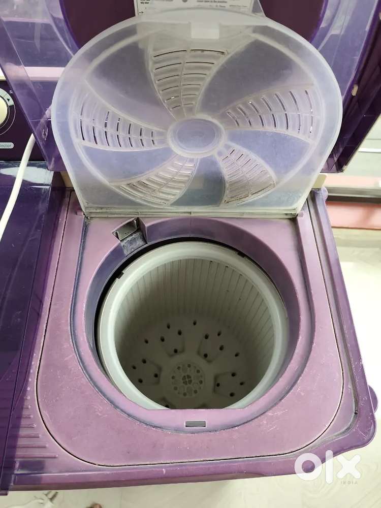 Semi automatic washing machine 9kg LG